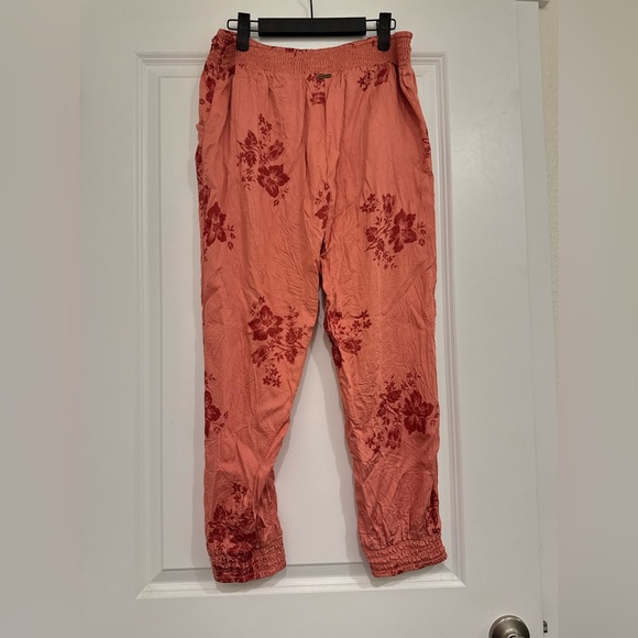 Billabong Drawstring Pants - Picture 5 of 9